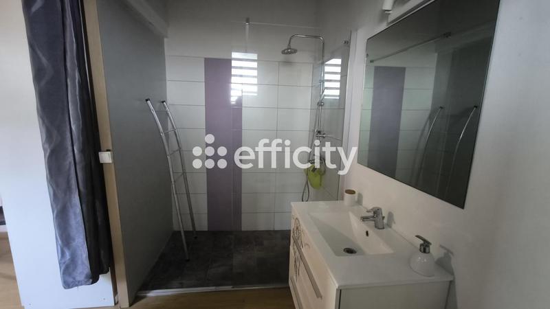 Maison - 104 m² - 5 pièces