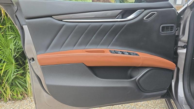 Maserati Ghibli III 3.0 Bi-Turbo 430 s Q4 Bva Granlusso - Automatique