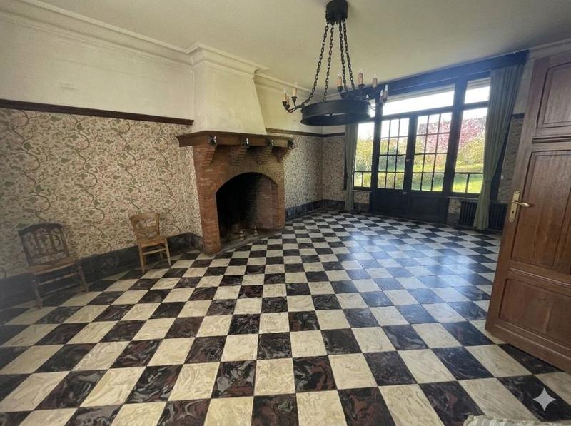 Maison - 193 m² - 6 pièces