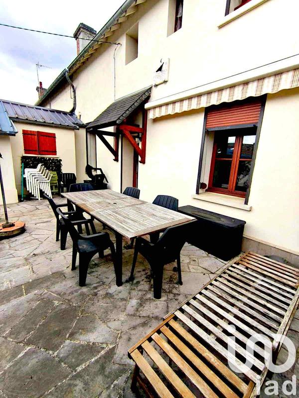 Maison - 90 m² - 4 pièces