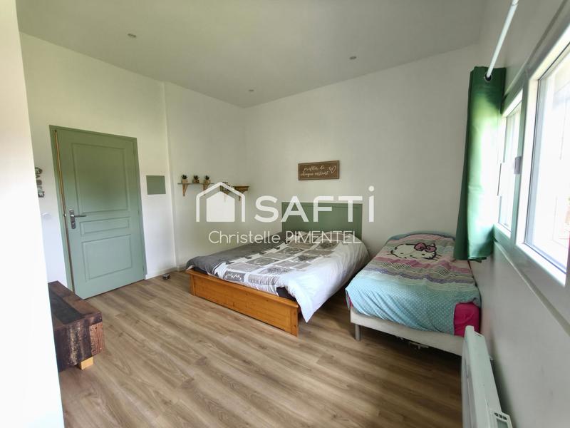 Maison - 198 m² - 6 pièces