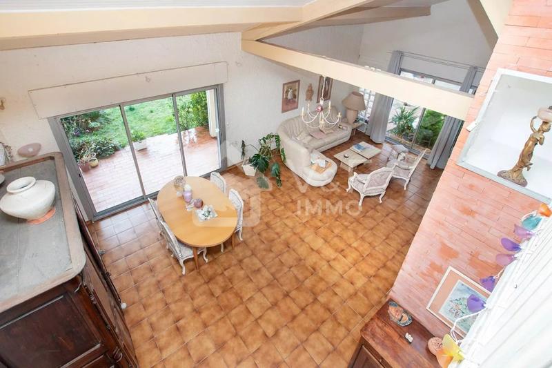 Maison - 171 m² - 5 pièces