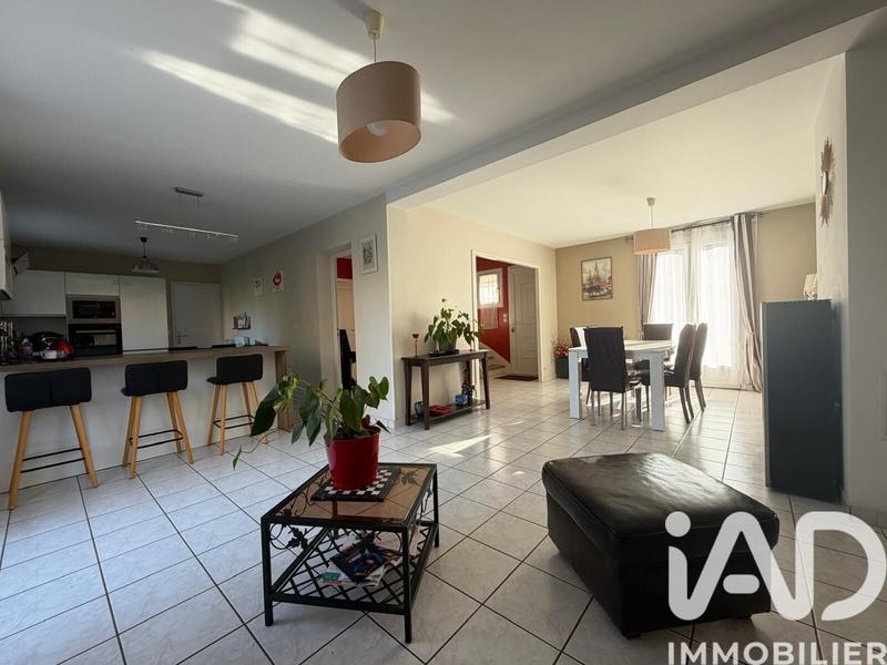 Maison - 163 m² - 7 pièces