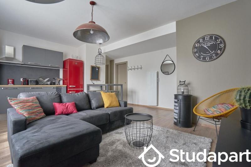 Chambre - 11 m² - 1 pièce