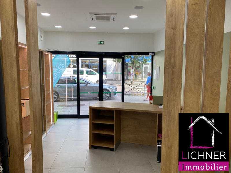 Local commercial - 109 m²