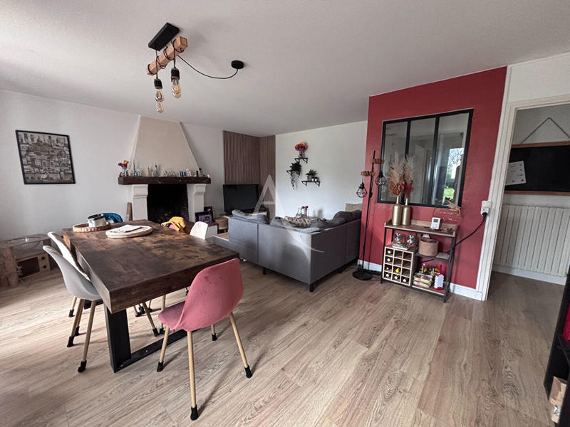 Maison - 95 m² - 5 pièces