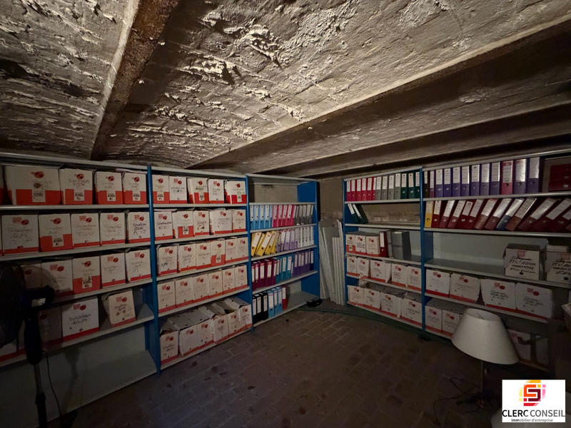 Local commercial - 210 m²