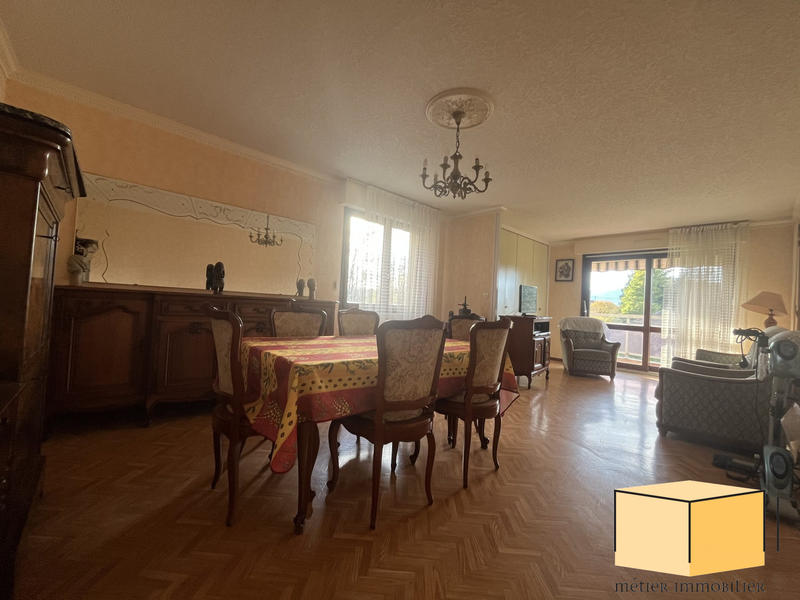 Appartement - 79 m² - 4 pièces
