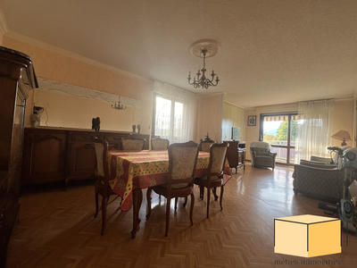 Appartement - 79 m² - 4 pièces