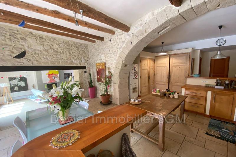 Maison - 307 m² - 7 pièces