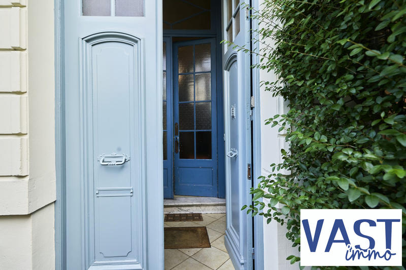 Maison ancienne - 250 m² - 8 pièces