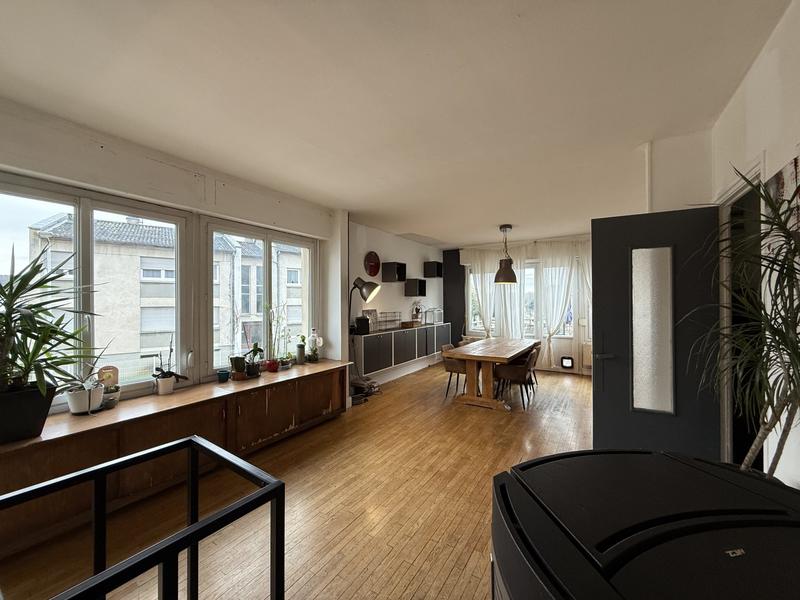 Maison - 160 m² - 6 pièces