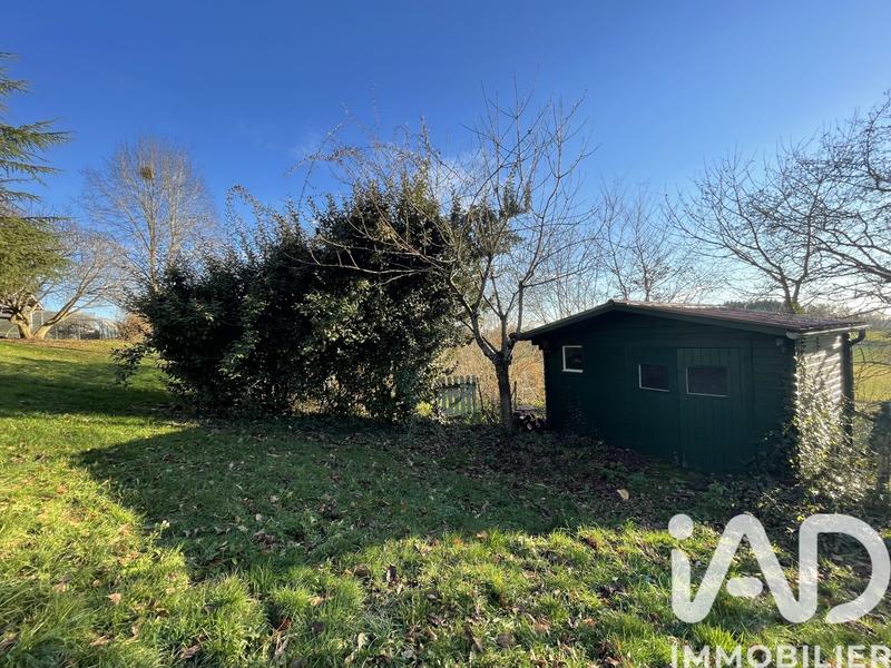 Maison de village - 262 m² - 9 pièces