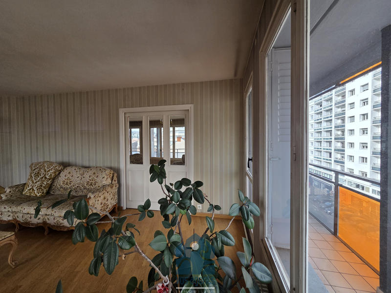 Appartement - 143 m² - 5 pièces