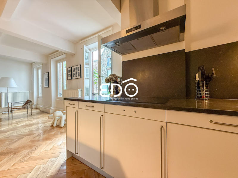 Appartement - 140 m² - 5 pièces