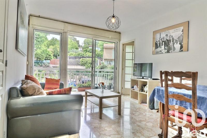 Appartement - 94 m² - 5 pièces