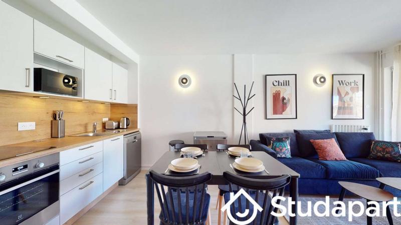 Chambre - 11 m² - 1 pièce