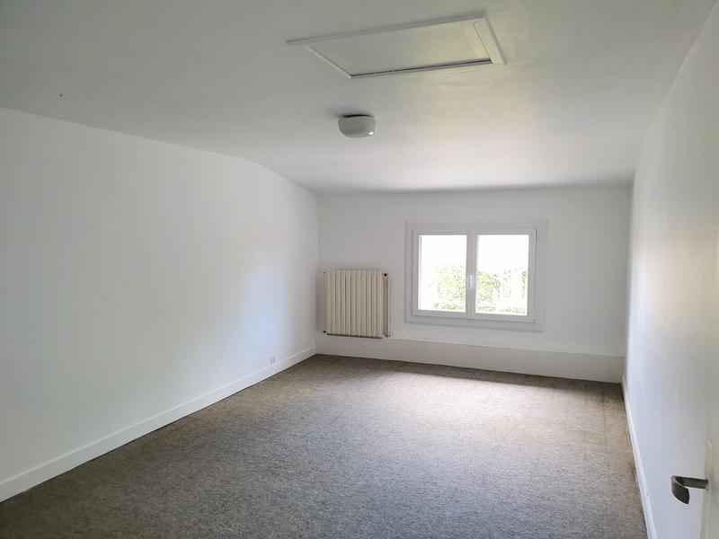 Maison - 180 m² - 10 pièces