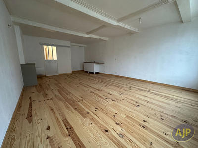 Maison - 161 m² - 6 pièces