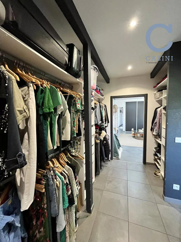 Villa - 170 m² - 5 pièces