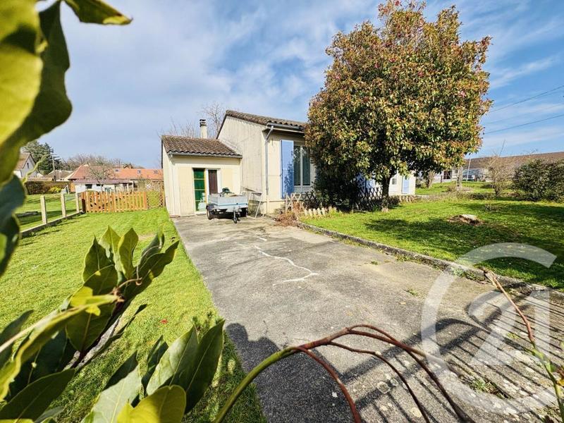 Maison - 90 m² - 4 pièces