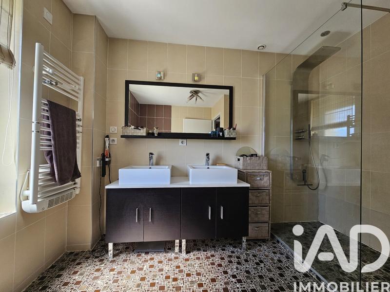 Maison - 115 m² - 5 pièces