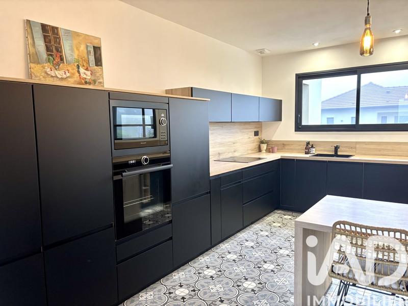 Maison - 139 m² - 5 pièces