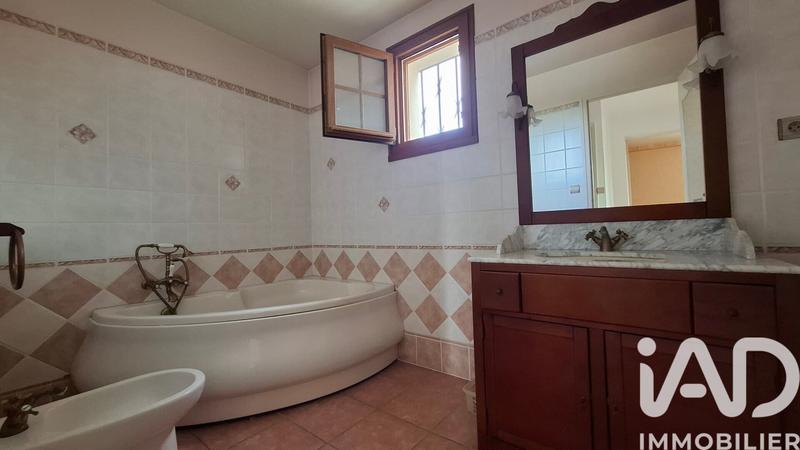 Maison - 170 m² - 5 pièces