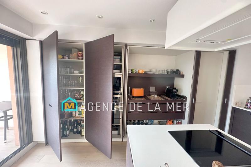 Appartement - 121 m² - 4 pièces