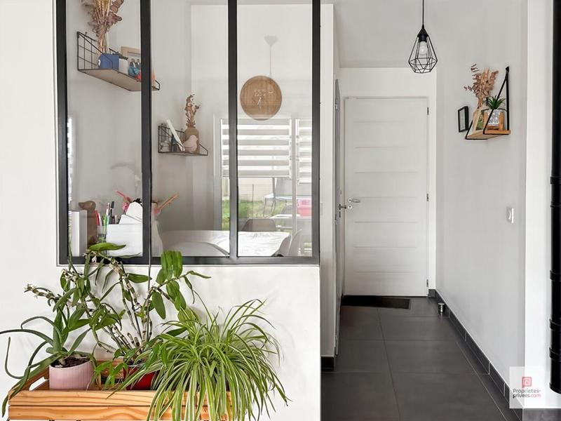 Maison - 96 m² - 5 pièces