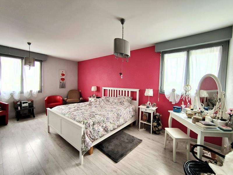 Maison ancienne - 169 m² - 7 pièces