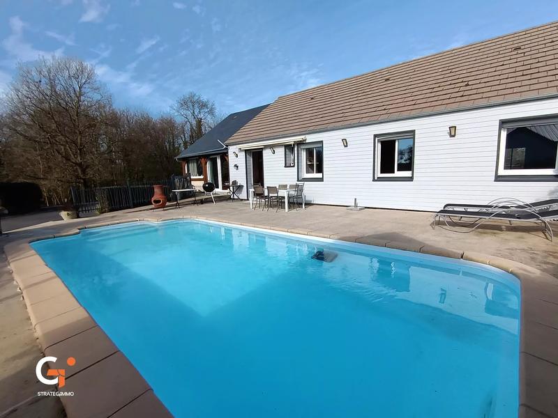 Maison - 168 m² - 8 pièces