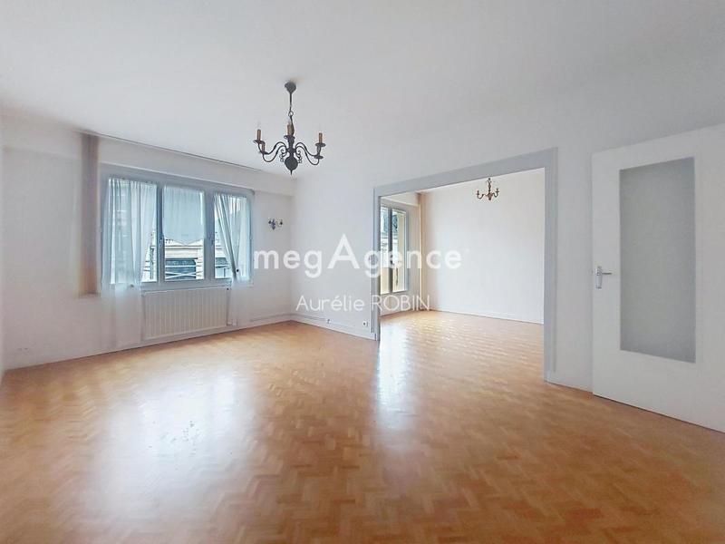 Appartement - 82 m² - 4 pièces