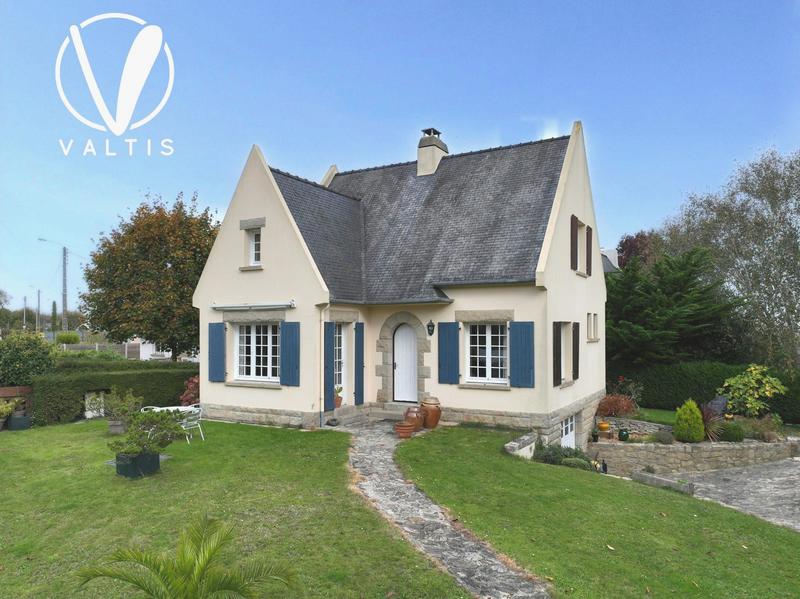 Maison - 99 m² - 5 pièces