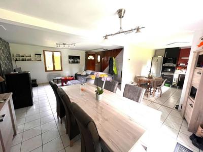 Maison - 143 m² - 6 pièces