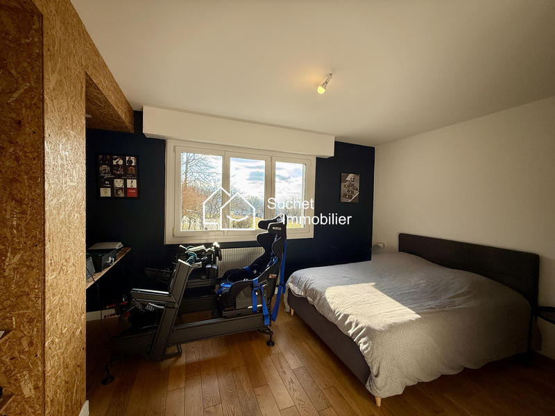 Maison - 189 m² - 6 pièces