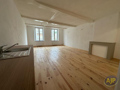 Maison - 161 m² - 6 pièces