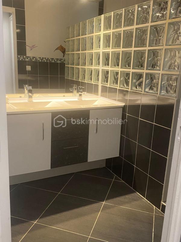 Pavillon - 156 m² - 5 pièces