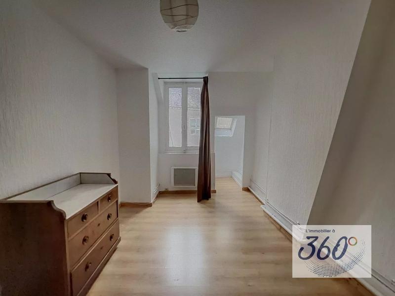 Appartement - 107 m² - 4 pièces