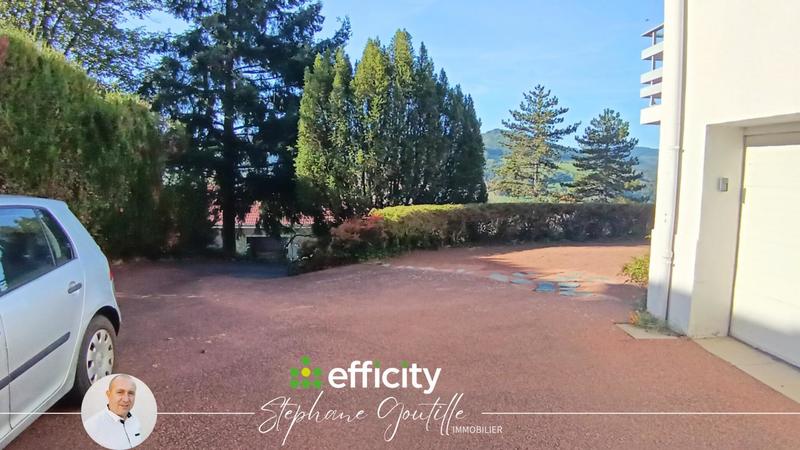 Villa - 184 m² - 8 pièces