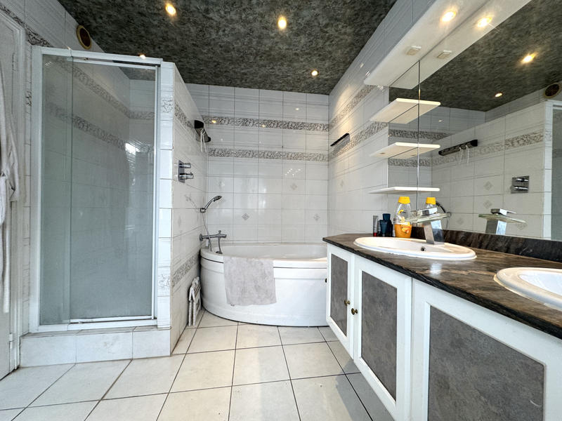 Maison - 131 m² - 5 pièces