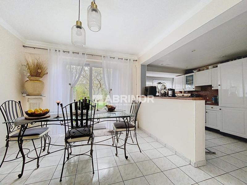 Maison - 92 m² - 4 pièces