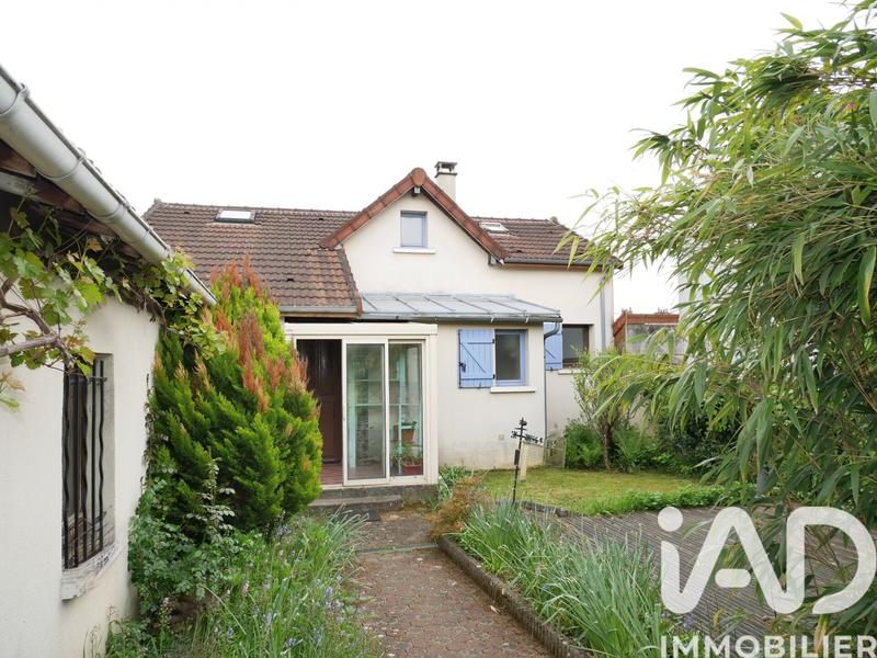 Maison - 77 m² - 4 pièces