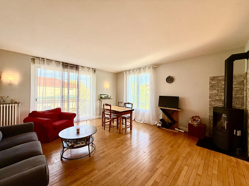 Maison - 130 m² - 7 pièces