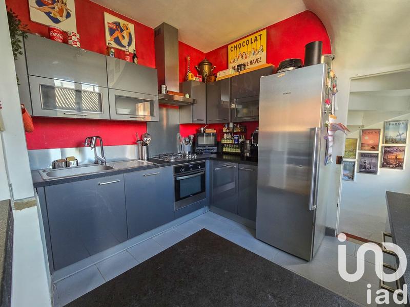 Maison - 97 m² - 6 pièces