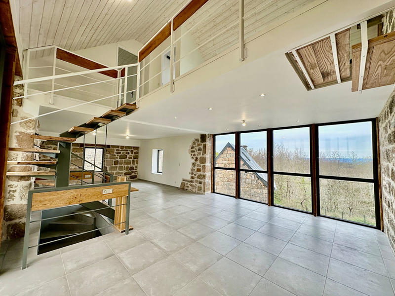 Maison - 170 m² - 7 pièces