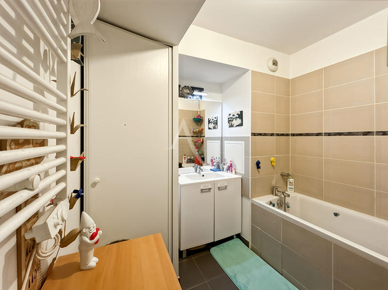 Appartement - 81 m² - 4 pièces