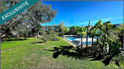 Villa - 301 m² - 11 pièces