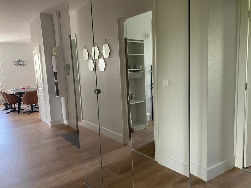 Appartement - 100 m² - 6 pièces