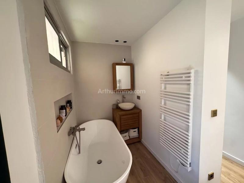 Appartement - 90 m² - 4 pièces